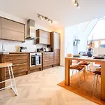 Llandaff Lofts - 2 Bed - Terrace - Wifi