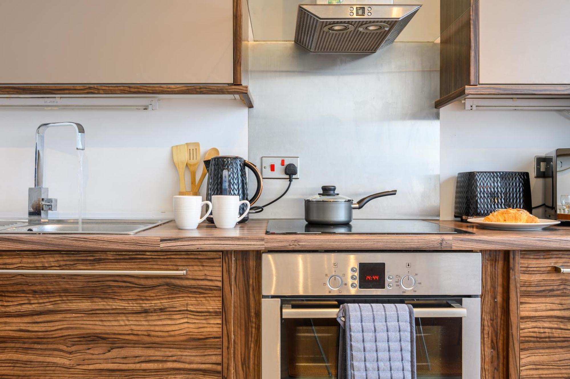 Llandaff Lofts - 2 Bed - Terrace - Wifi